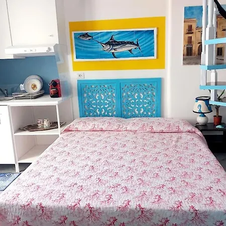 Terraces & Jacuzzi Apartment Mondello