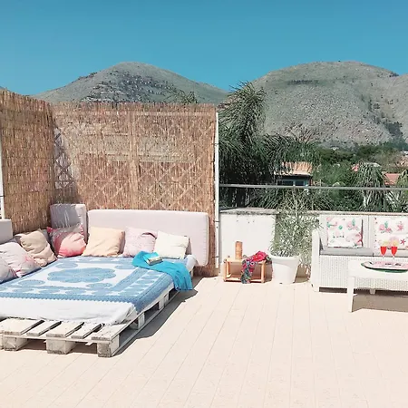 Apartment Terraces & Jacuzzi Mondello